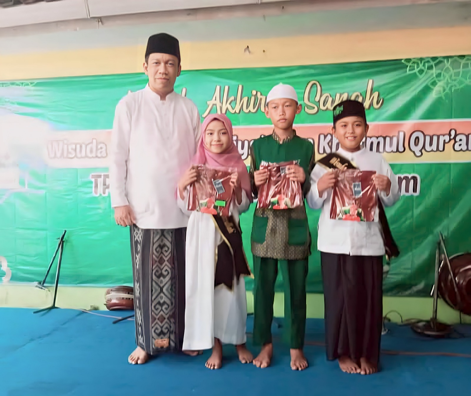Kepala Desa Tukum Apresiasi Peran TPQ Madin Hidayatullah dalam Pendidikan Agama